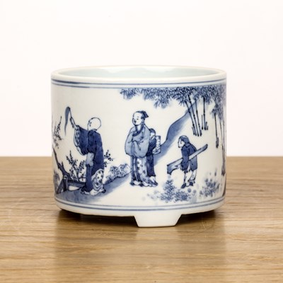 Lot 180 - Blue and white brush pot Chinese, 19th/20th...