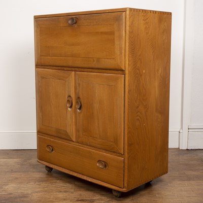 Lot 22 - Luciano Ercolani (1888-1976) for Ercol elm,...