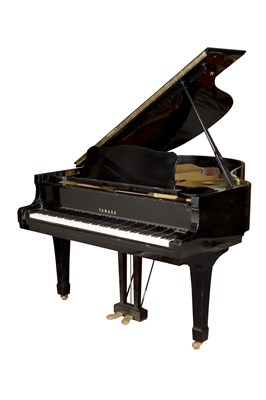 Lot 115 - A Yamaha C3 conservatory grand piano in a...