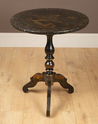 Lot 7 - A chinoiserie tripod table