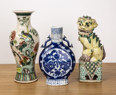 Lot 494 - Three pieces of porcelain Chinese including a...