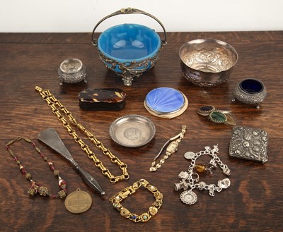 Lot 295 - Group of miscellaneous items to include:...