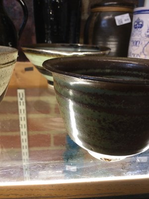Lot 669 - Studio Pottery A Leach pottery 'Z' bowl, 15cm...