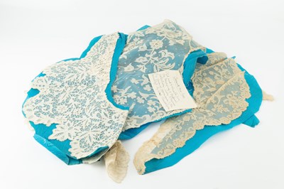 Lot 373 - A collection of 19th century lace, to include...