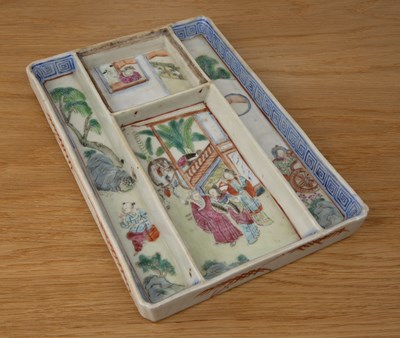 Lot 103 - Canton porcelain tray Chinese, 19th century...