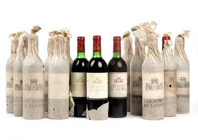 Lot Sixteen bottles of 1977 Chateau Latour 'Les...
