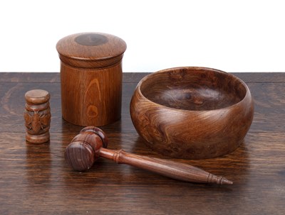 Lot 266 - Collection of treen to include a burr wood...