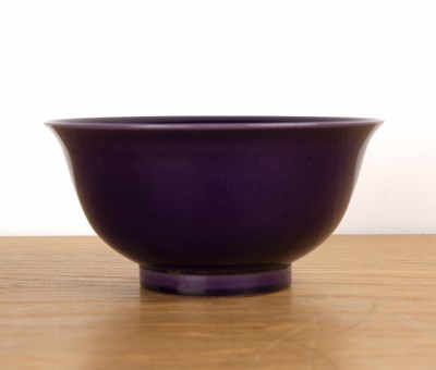 Lot 142 - Monochrome cabbage glazed bowl Chinese of...