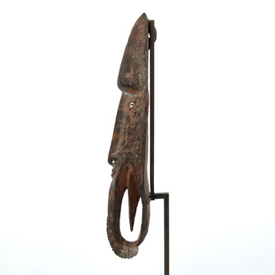 Lot 114 - A late 19th/early 20th century Sepik river,...
