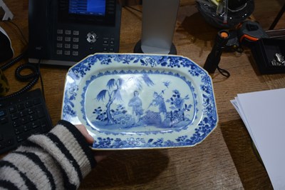 Lot 95 - Two export blue and white porcelain meat...