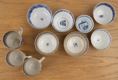 Lot 97 - Group of various tea bowls, saucers and cups...