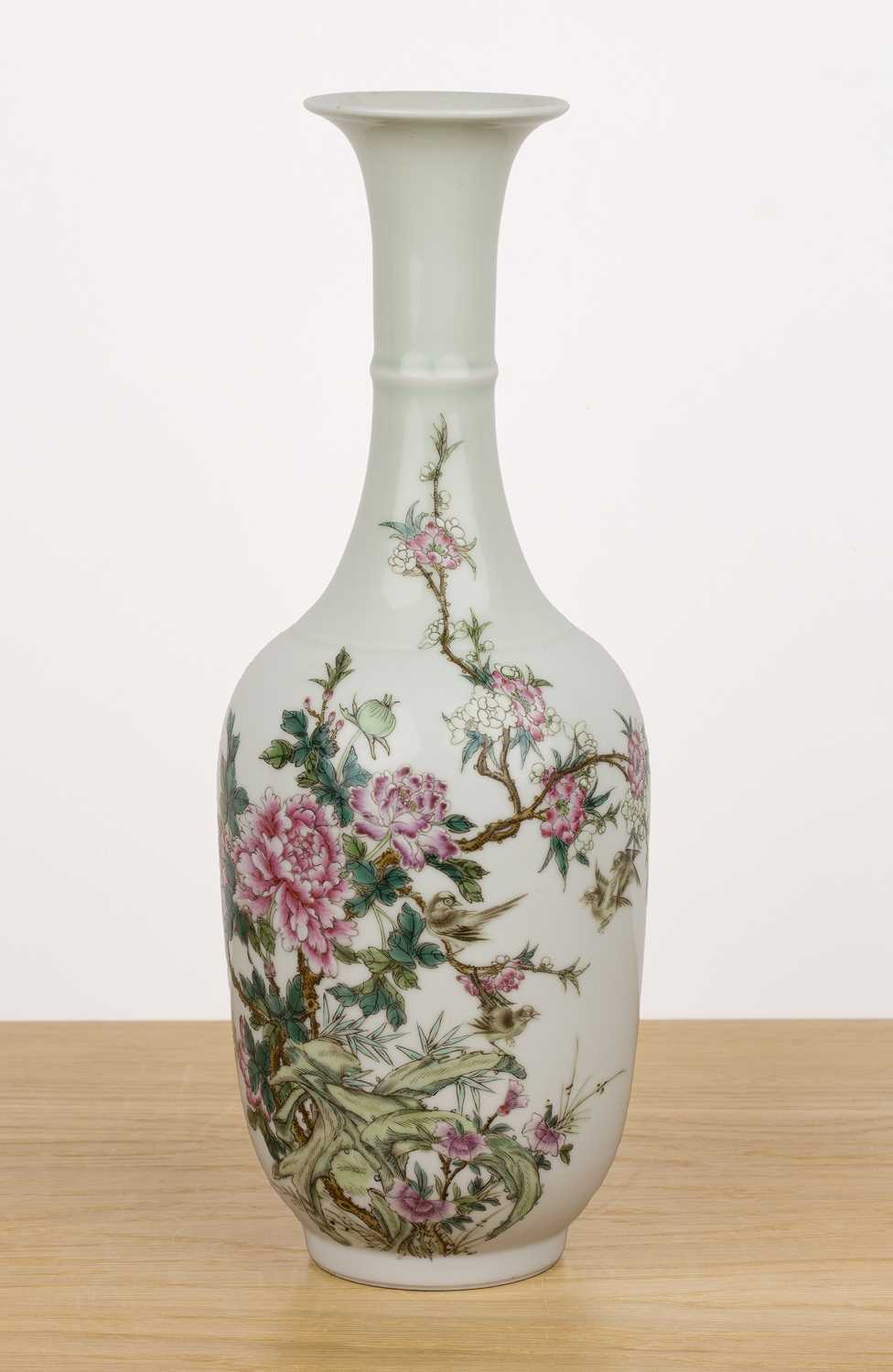 Lot 140 - White ground porcelain slender vase Chinese,...