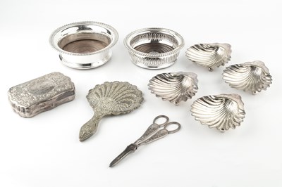 Lot 295 - A quantity of silver plated items, to include...