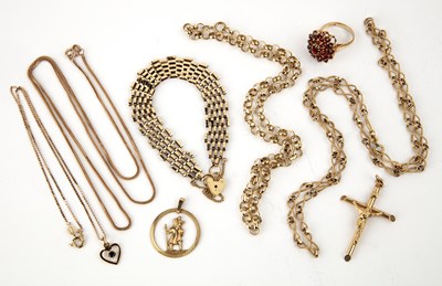 Lot 217 - Group of gold jewellery to include a 9ct gold...