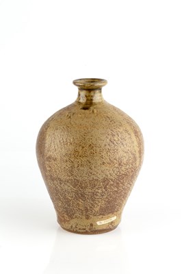 Lot 506 - Shigeyoshi Ichino (1942-2011) Vase stoneware,...