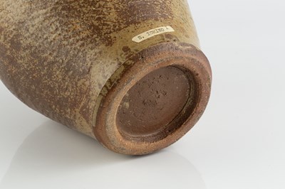 Lot 506 - Shigeyoshi Ichino (1942-2011) Vase stoneware,...