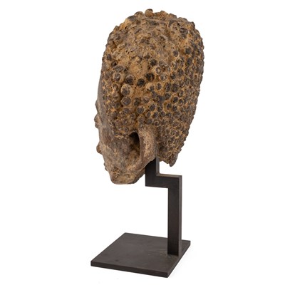 Lot 139 - An antique African pottery head, possibly Akan,...