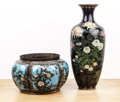 Lot 372 - Cloisonné vase and jardinère Japanese the vase...