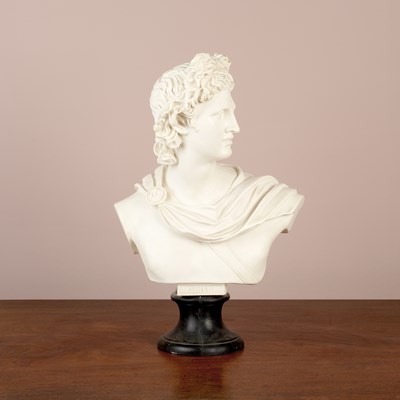 Lot 287 - A resin bust