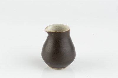 Lot 590 - Lucie Rie (1902-1995) Miniature pourer...