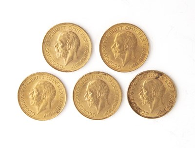 Lot 252 - Five George V sovereigns all dated 1929 (SA),...