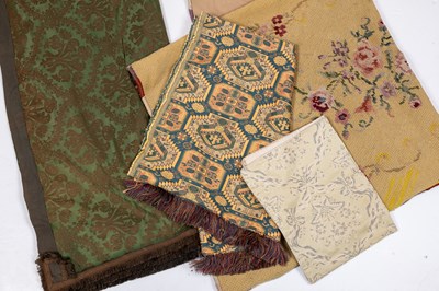 Lot 45 - A collection of textiles