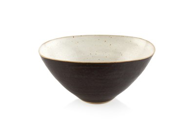 Lot 593 - Lucie Rie (1902-1995) Squared bowl manganese...