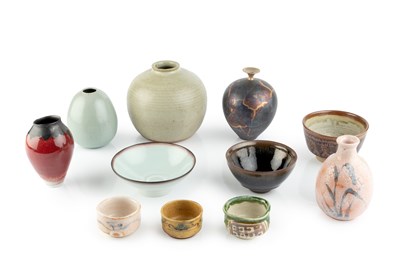 Lot 667 - Studio Ceramics To include a Tony Laverick...