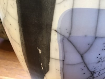 Lot 596 - David Roberts (b.1947) Vase raku impressed...