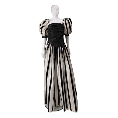 Lot 513 - A Haute Couture, Manfred Friedsam of Bad...