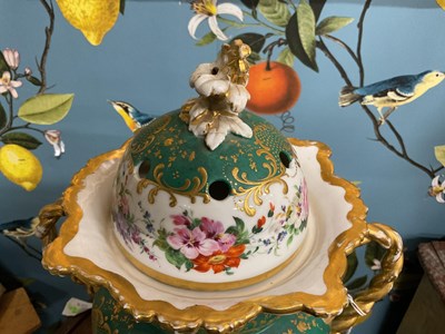 Lot 138 - A Fontainebleau porcelain potpourri vase and cover