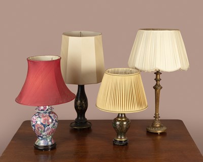 Lot 119 - A collection of four various table lamps