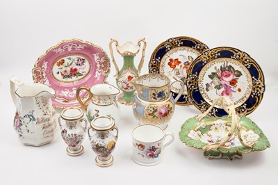 Lot 372 - A collection of floral decorated porcelain