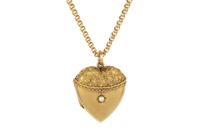 Lot 11 - A Victorian heart-shaped locket pendant, with...