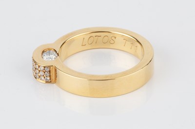 Lot 250 - A diamond dress ring, designed as a concave...
