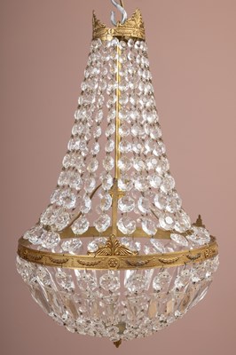 Lot 177 - An old chandelier or light fitting