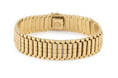 Lot 158 - An 18ct gold fancy-link bracelet, the...