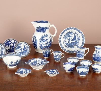 Lot 437 - A collection of Caughley blue and white porcelain