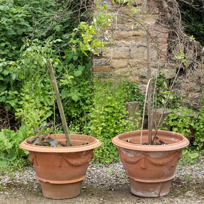 Lot 1355 - A pair of large Whichford potter terracotta pots