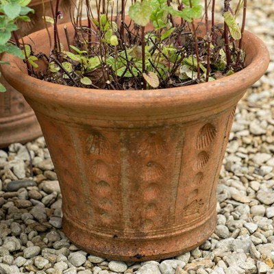 Lot 1293 - Two pairs of Whichford pots