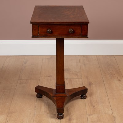 Lot 262 - A Regency mahogany occasional table