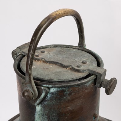 Lot 1379 - An Anderson & Glyde ship's lantern