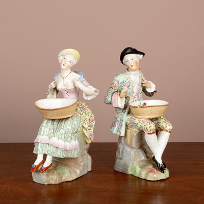 Lot 449 - A pair of Meissen sweetmeat dishes