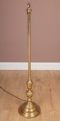 Lot 127 - A contemporary brass lamp standard