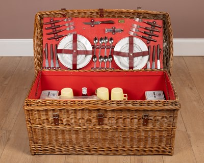 Lot 1367 - A wicker hamper by Brexton