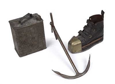 Lot 57 - An early 20th century Siebe Gorman type diving...
