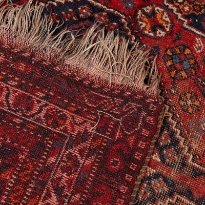 Lot 191 - A 20th century hand woven woollen Shiraz style rug