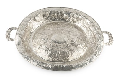 Lot 663 - A mid 17th century Continental silver oval...