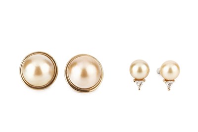 Lot 239 - A pair of cultured pearl and diamond ear studs,...