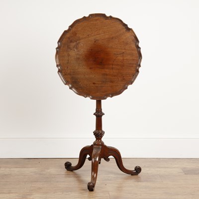 Lot 26 - Mahogany Chippendale style occasional table...